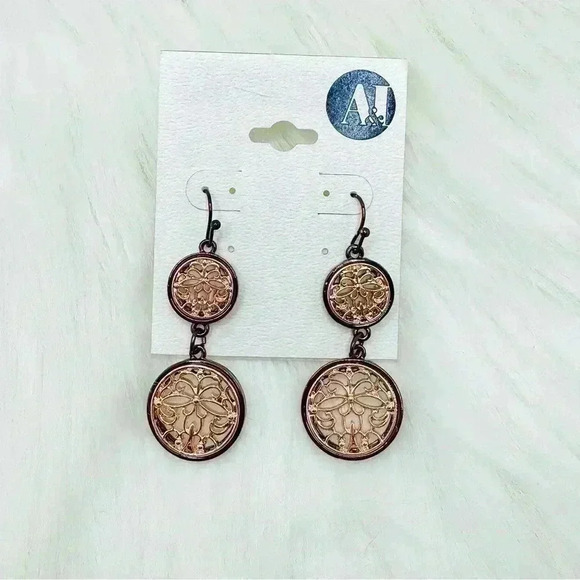 A&I Statement Earrings - Picture 1 of 3